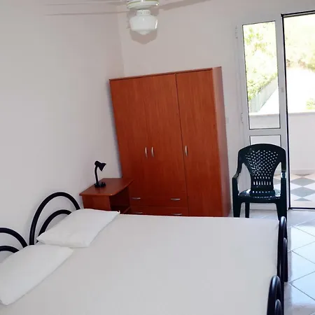 Holiday home Villetta Arditi *