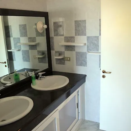 Holiday home Villetta Arditi *